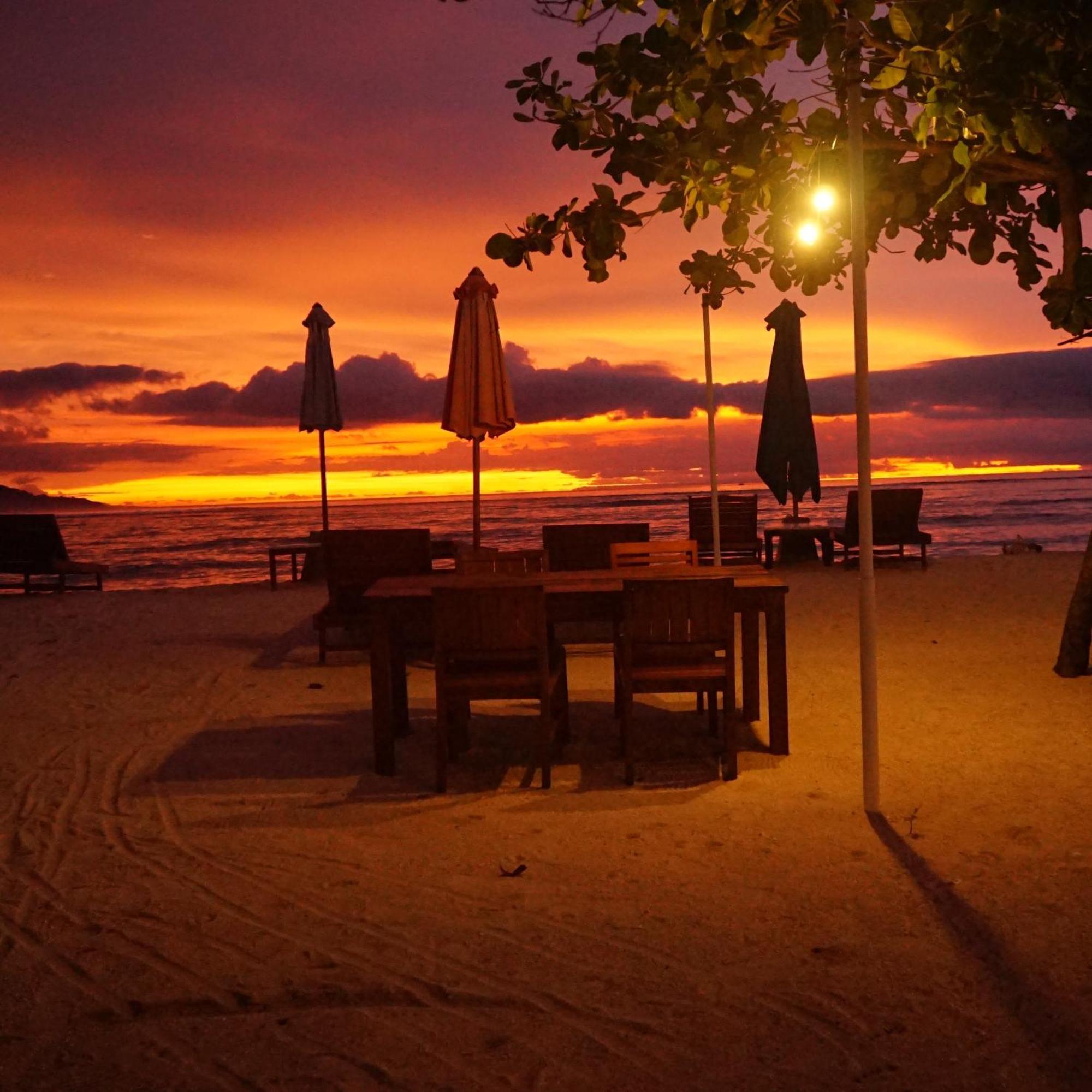 Mola2 Resort Gili Air Extérieur photo
